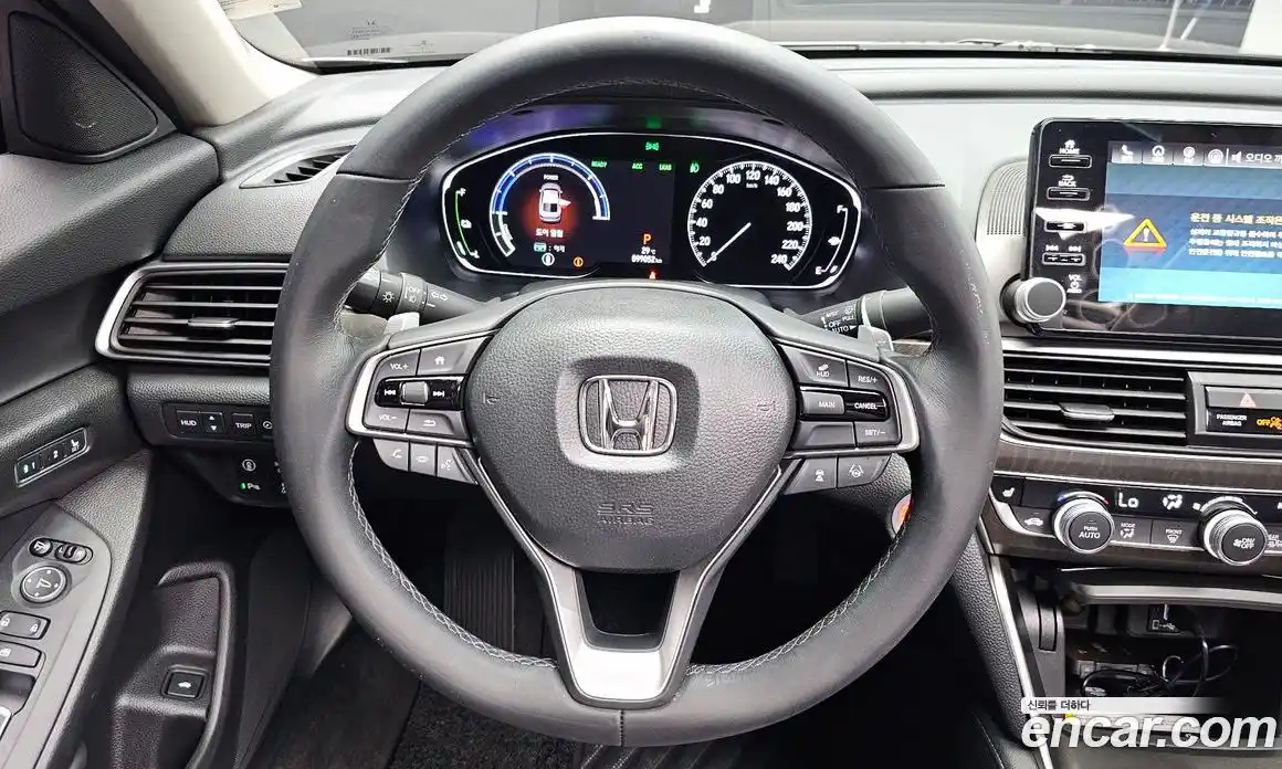 Honda Accord 2019 2.0 автомат (гидро), фото 18