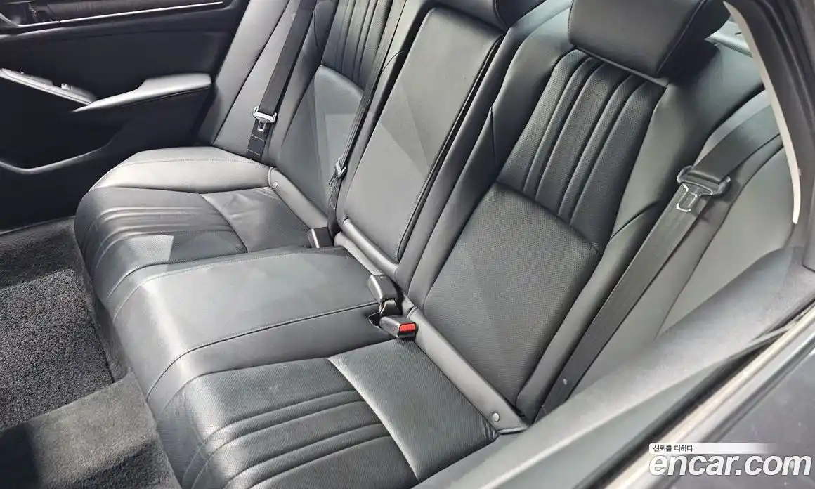 Honda Accord 2019 2.0 автомат (гидро), фото 33