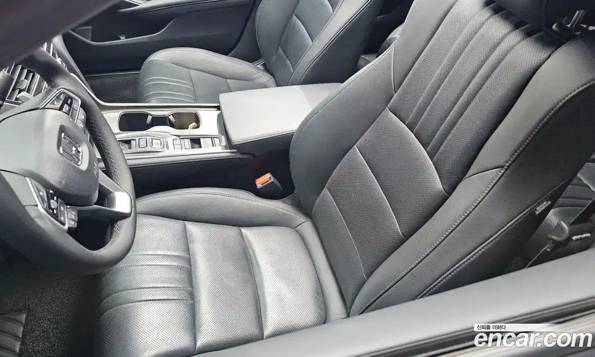 Honda Accord 2019 2.0 автомат (гидро), фото 35