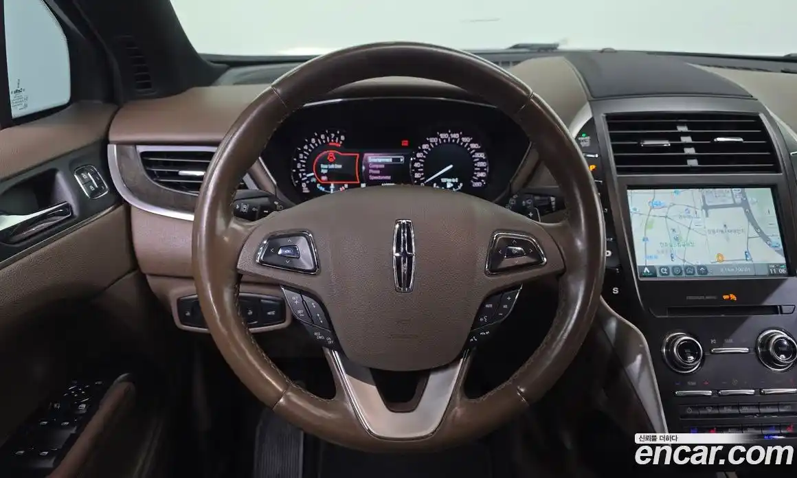 Lincoln MKC 2017 2.0 автомат (гидро), фото 14 Lincoln MKC 2017 2.0 автомат (гидро), фото 14