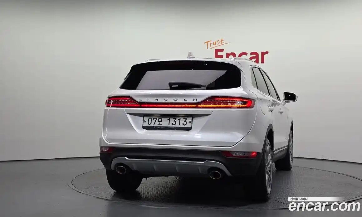 Lincoln MKC 2017 2.0 автомат (гидро), фото 4 Lincoln MKC 2017 2.0 автомат (гидро), фото 4