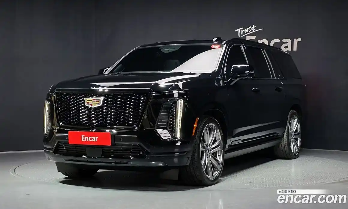 Cadillac Escalade 2025 6.2 автомат (гидро), фото 1 Cadillac Escalade 2025 6.2 автомат (гидро), фото 1