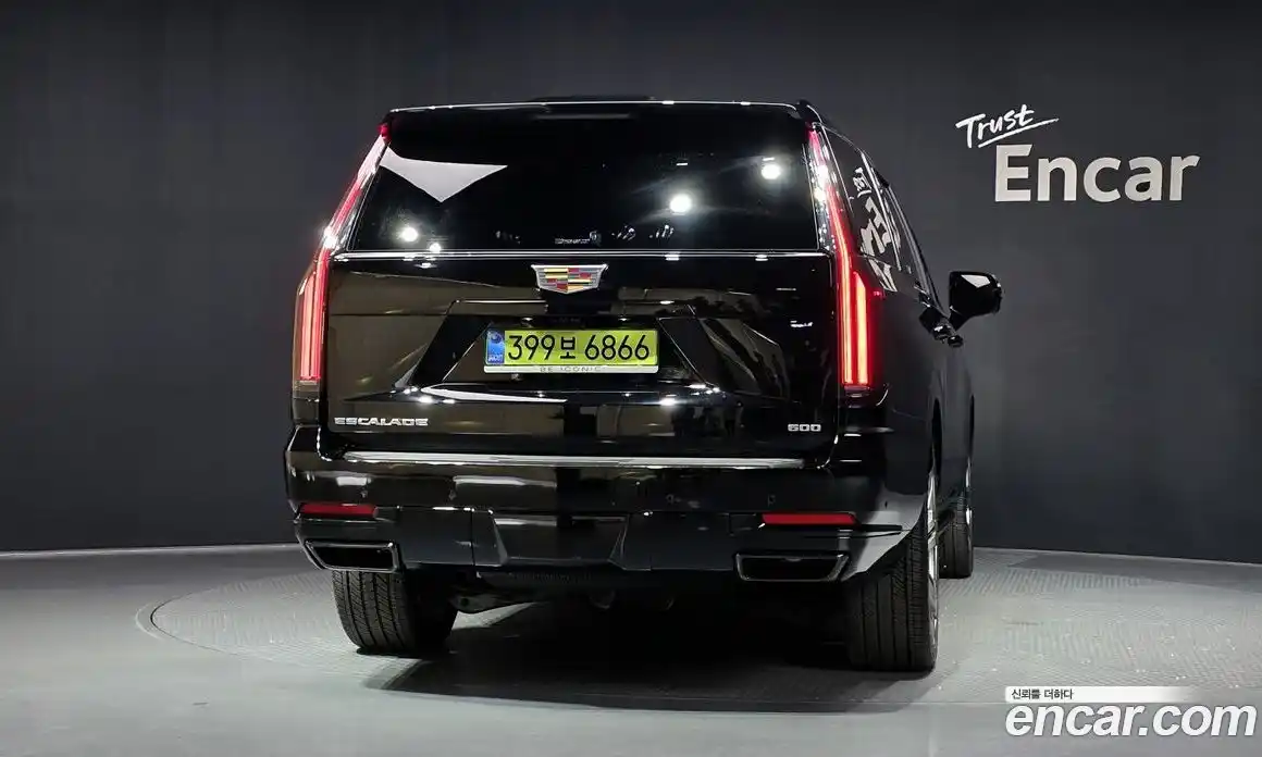 Cadillac Escalade 2025 6.2 автомат (гидро), фото 4 Cadillac Escalade 2025 6.2 автомат (гидро), фото 4