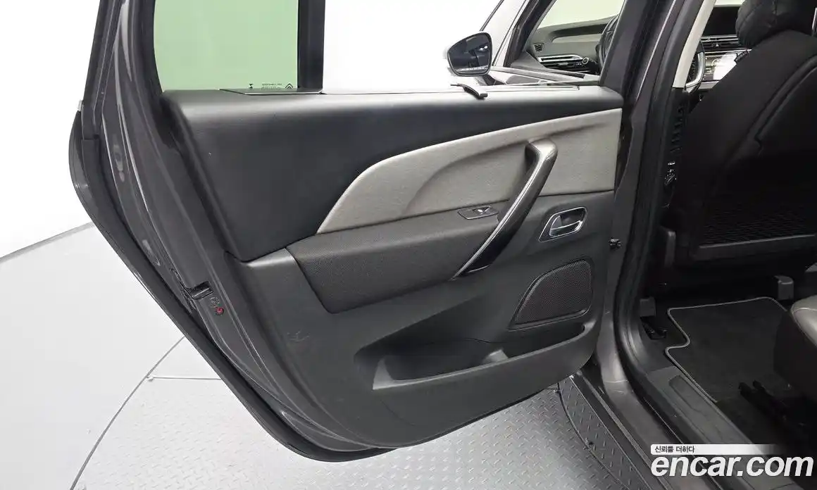 Citroen C4 Picasso 2018 2.0 автомат (гидро), фото 15 Citroen C4 Picasso 2018 2.0 автомат (гидро), фото 15