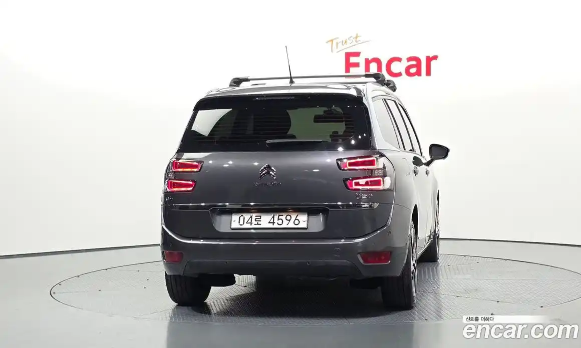 Citroen C4 Picasso 2018 2.0 автомат (гидро), фото 4 Citroen C4 Picasso 2018 2.0 автомат (гидро), фото 4