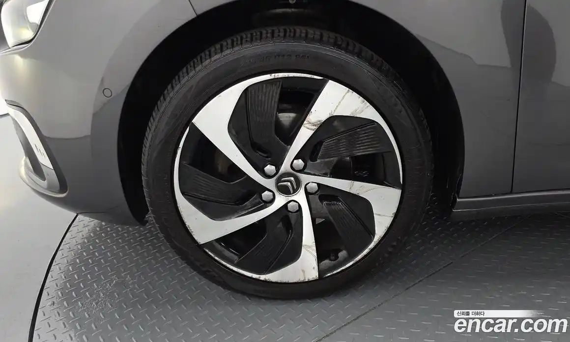 Citroen C4 Picasso 2018 2.0 автомат (гидро), фото 5 Citroen C4 Picasso 2018 2.0 автомат (гидро), фото 5