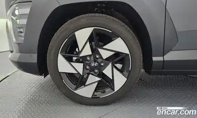 Hyundai Kona 2025 1.6 автомат (гидро), миниатюра 5