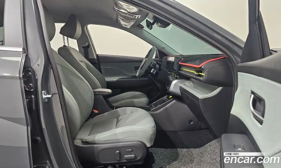 Hyundai Kona 2025 1.6 автомат (гидро), фото 10
