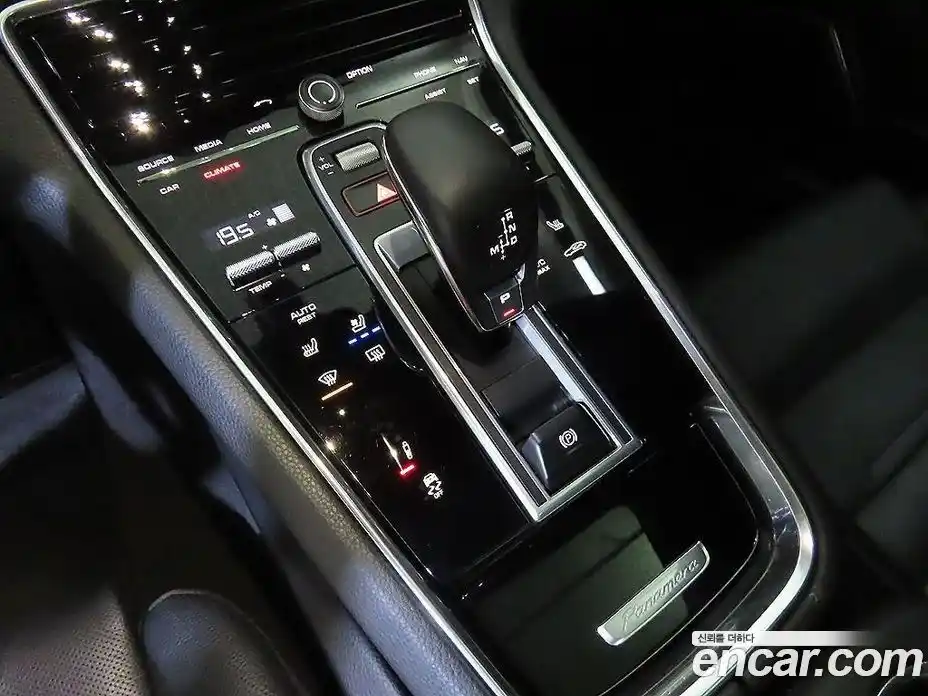 Porsche Panamera 2019 3.0 автомат (гидро), фото 12