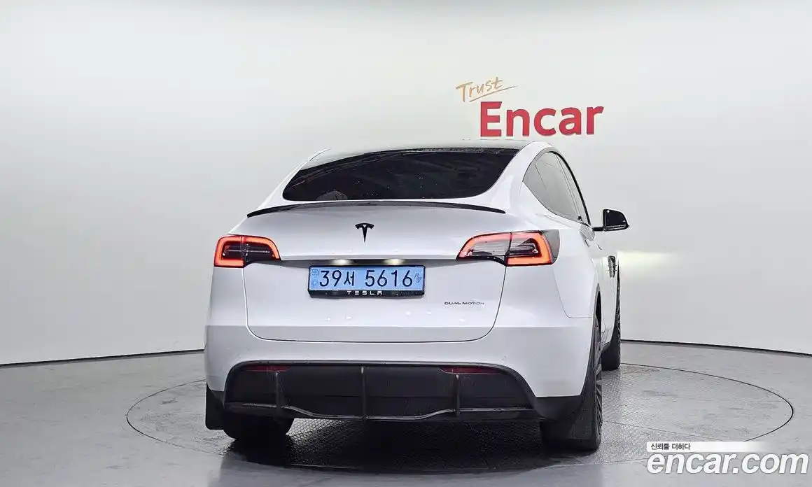 Tesla Model Y 2021 0.2 автомат (гидро), фото 4 Tesla Model Y 2021 0.2 автомат (гидро), фото 4