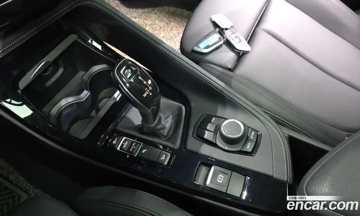 BMW X2 2021 2.0 автомат (гидро), фото 9