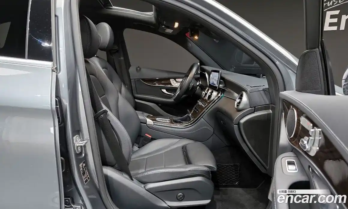Mercedes-Benz GLC-Class 2020 2.0 автомат (гидро), фото 12