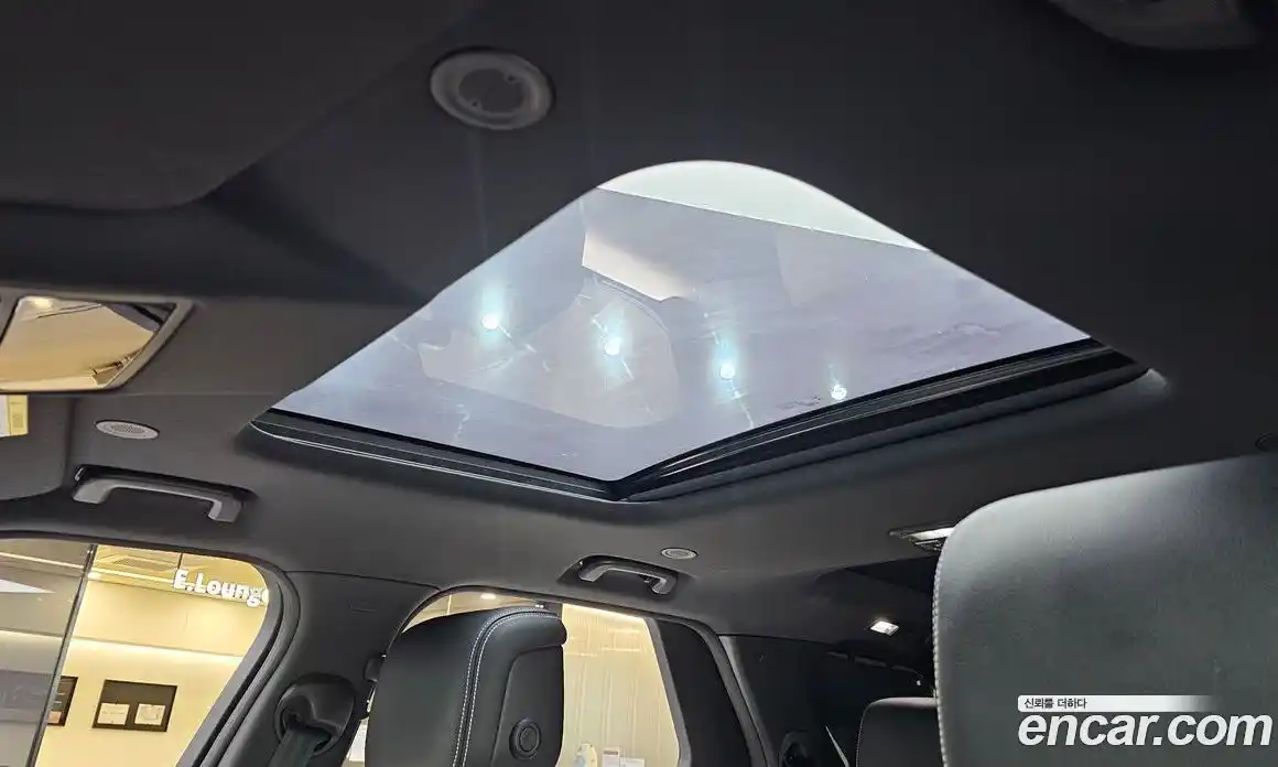 Land Rover Discovery 2022 3.0 автомат (гидро), фото 19