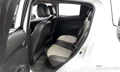 Chevrolet Spark 2012 1.0 автомат (гидро), миниатюра 12