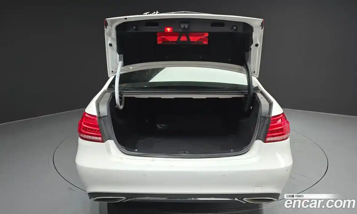 Mercedes-Benz E-Class 2016 2.1 автомат (гидро), фото 19