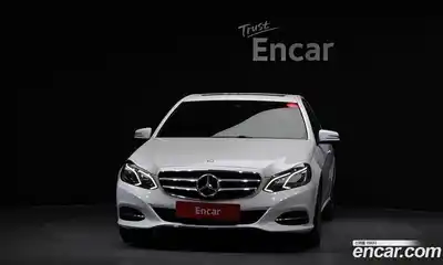 Mercedes-Benz E-Class 2016 2.1 автомат (гидро), миниатюра 3