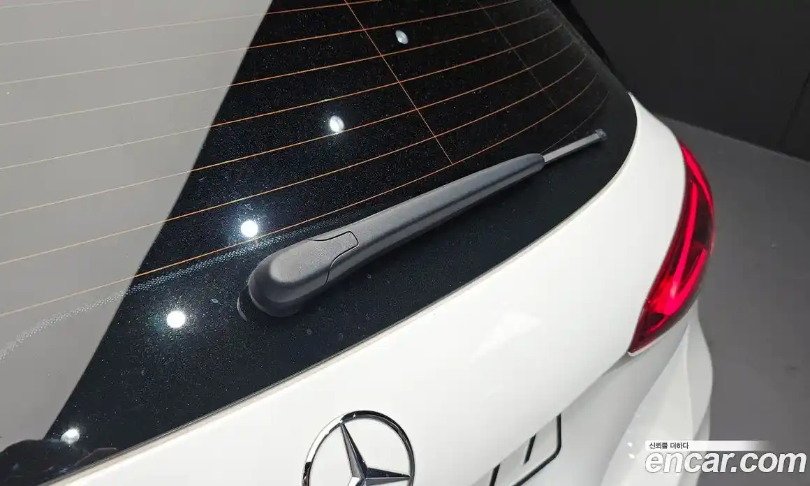Mercedes-Benz A-Class 2023 2.0 автомат (гидро), фото 30