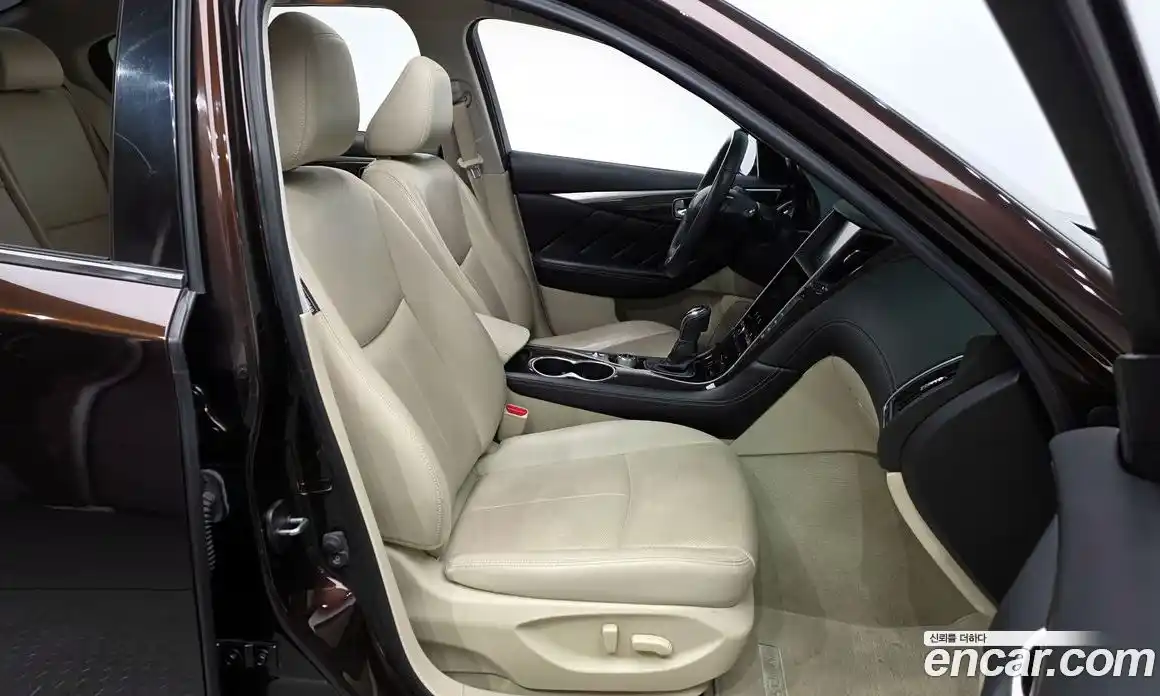 Infiniti Q50 2018 2.0 автомат (гидро), фото 11 Infiniti Q50 2018 2.0 автомат (гидро), фото 11