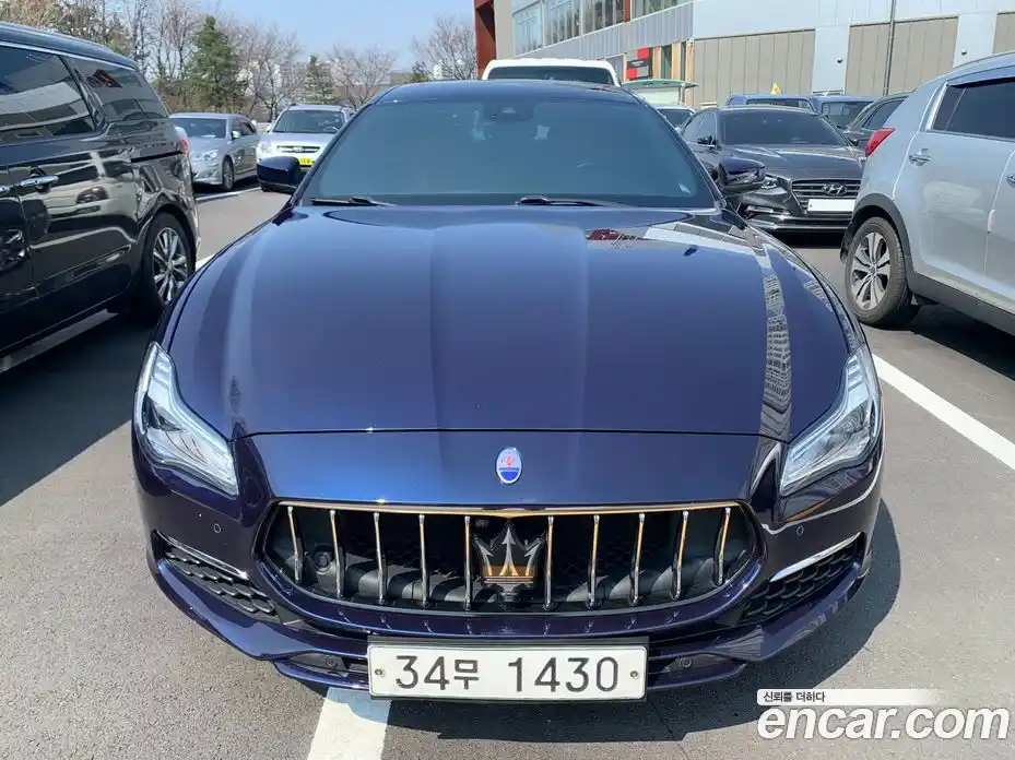 Maserati Quattroporte 2018 3.0 автомат (гидро), фото 2 Maserati Quattroporte 2018 3.0 автомат (гидро), фото 2