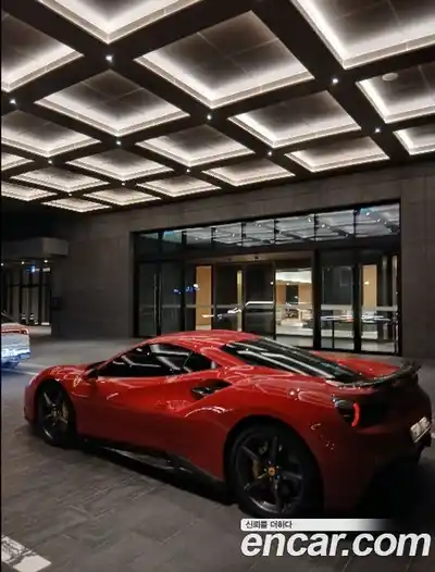 Ferrari 488 2018 3.9 автомат (гидро), миниатюра 4