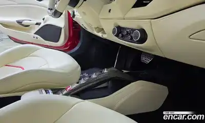 Ferrari 488 2018 3.9 автомат (гидро), миниатюра 8