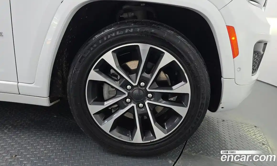 Jeep Cherokee 2021 3.6 автомат (гидро), фото 4