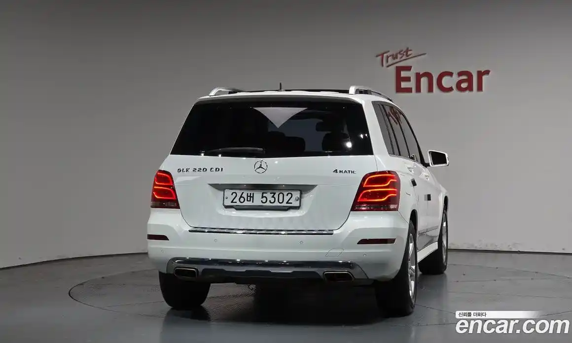Mercedes-Benz GLK-Class 2012 2.1 гидро, фото 4 Mercedes-Benz GLK-Class 2012 2.1 гидро, фото 4