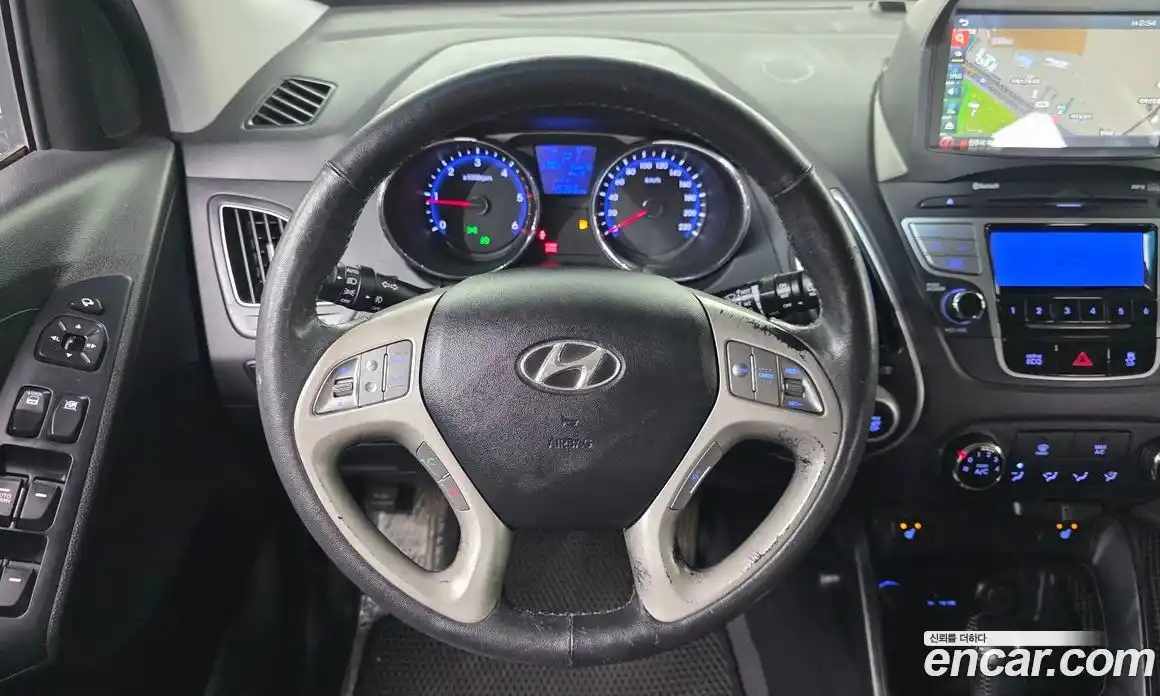 Hyundai Tucson 2012 2.0 автомат (гидро), фото 14