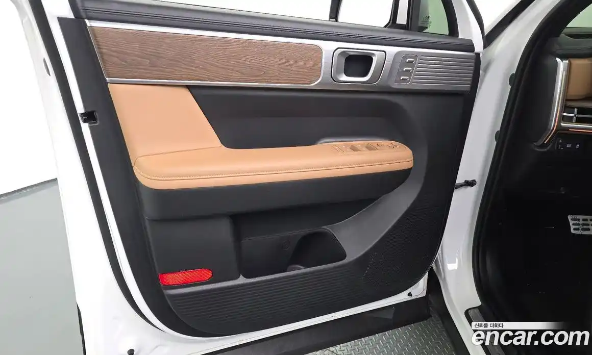 Hyundai Santa Fe 2024 2.5 автомат (гидро), фото 13