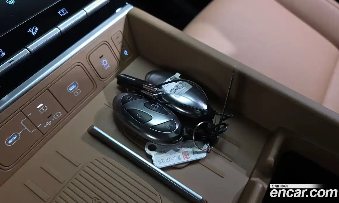Hyundai Santa Fe 2024 2.5 автомат (гидро), фото 23