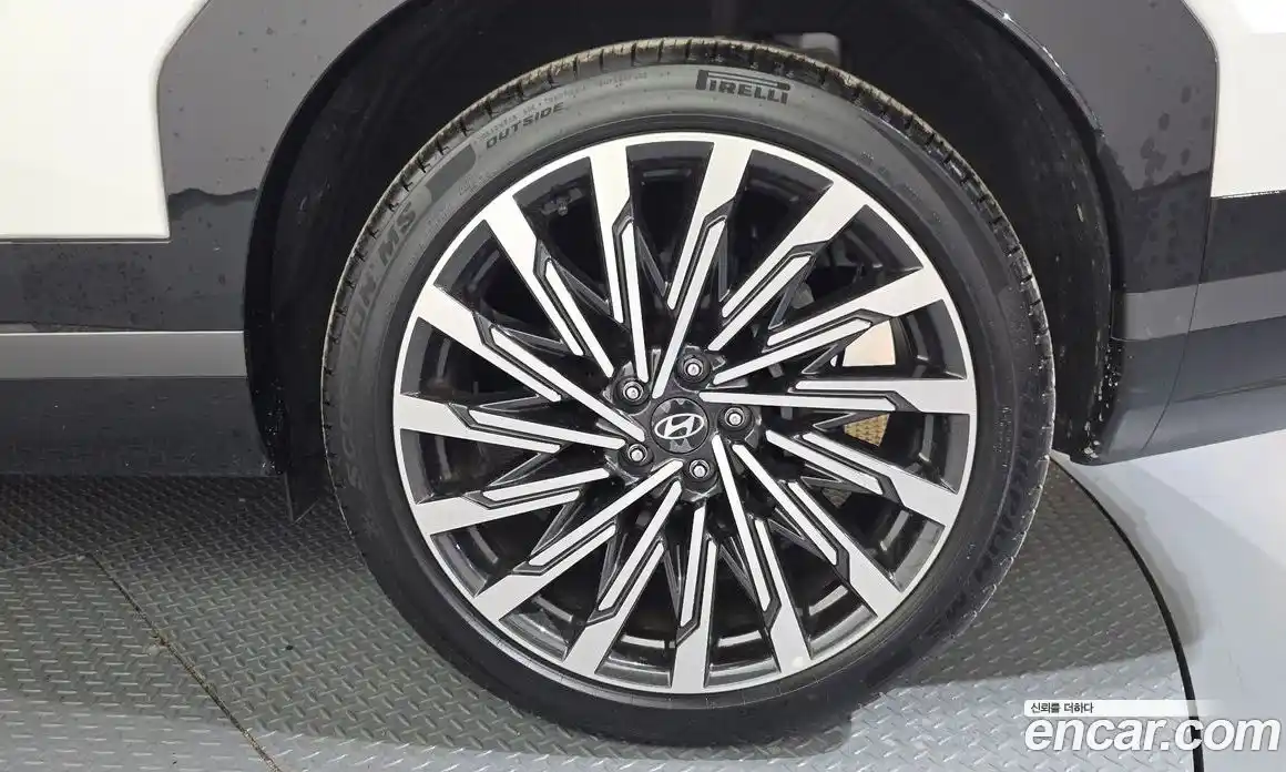 Hyundai Santa Fe 2024 2.5 автомат (гидро), фото 6