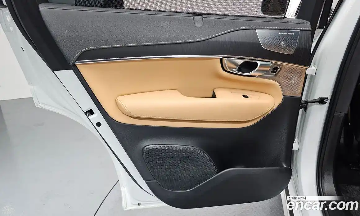 Volvo XC90 2021 2.0 автомат (гидро), фото 15