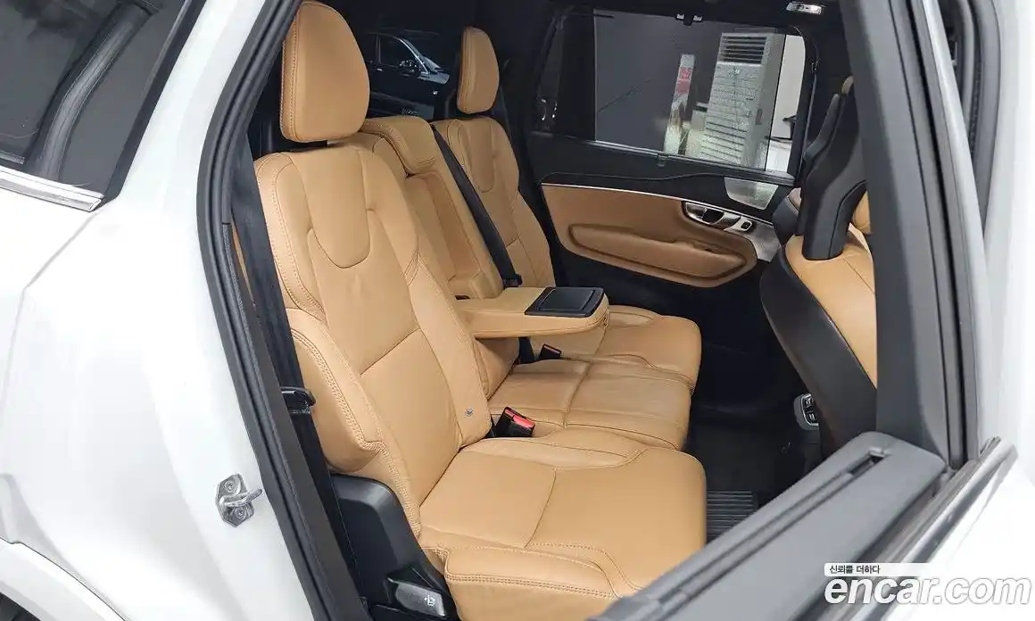 Volvo XC90 2021 2.0 автомат (гидро), фото 18
