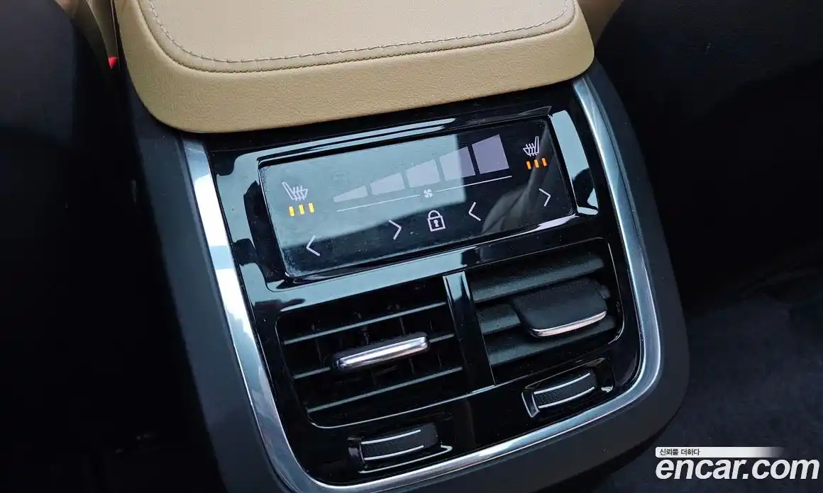 Volvo XC90 2021 2.0 автомат (гидро), фото 27