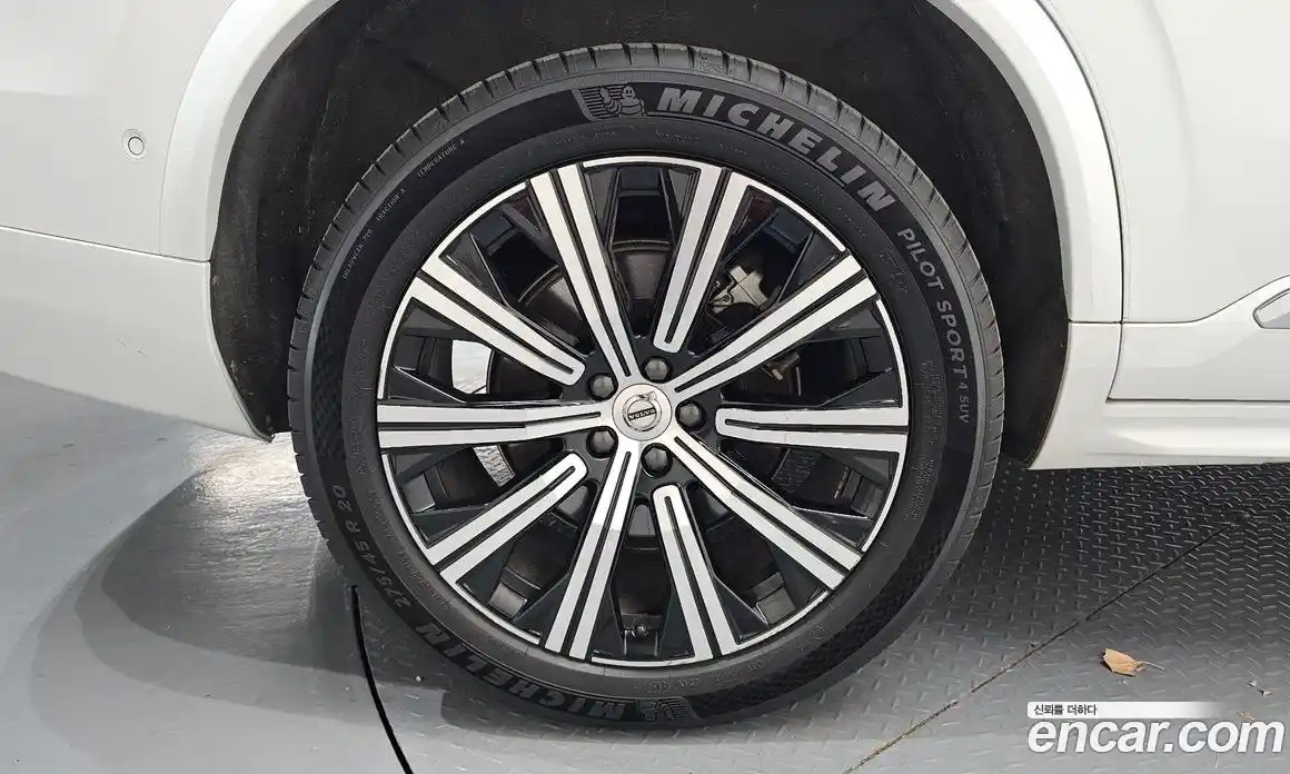 Volvo XC90 2021 2.0 автомат (гидро), фото 5