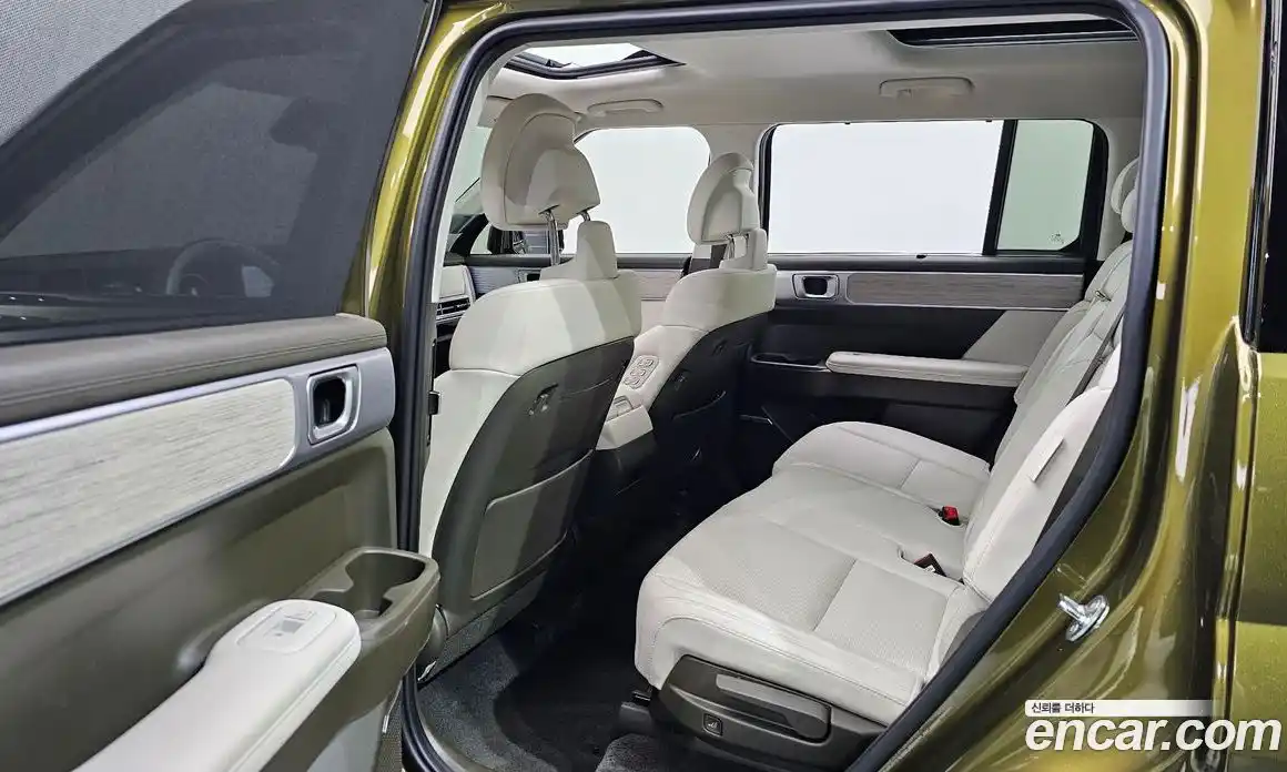 Hyundai Santa Fe 2024 2.5 автомат (гидро), фото 17
