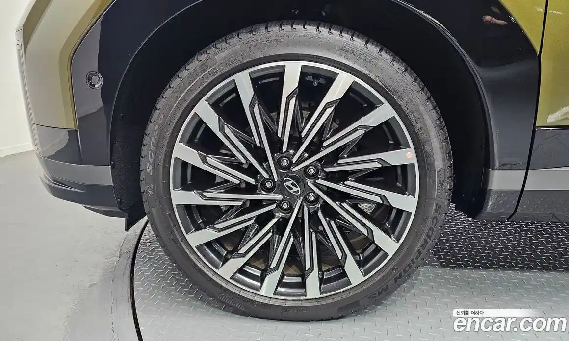 Hyundai Santa Fe 2024 2.5 автомат (гидро), фото 5
