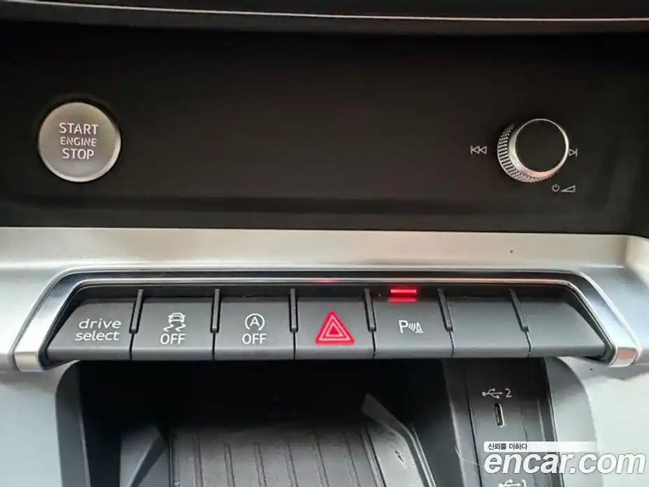 Audi Q3 2020 2.0 автомат (гидро), фото 14