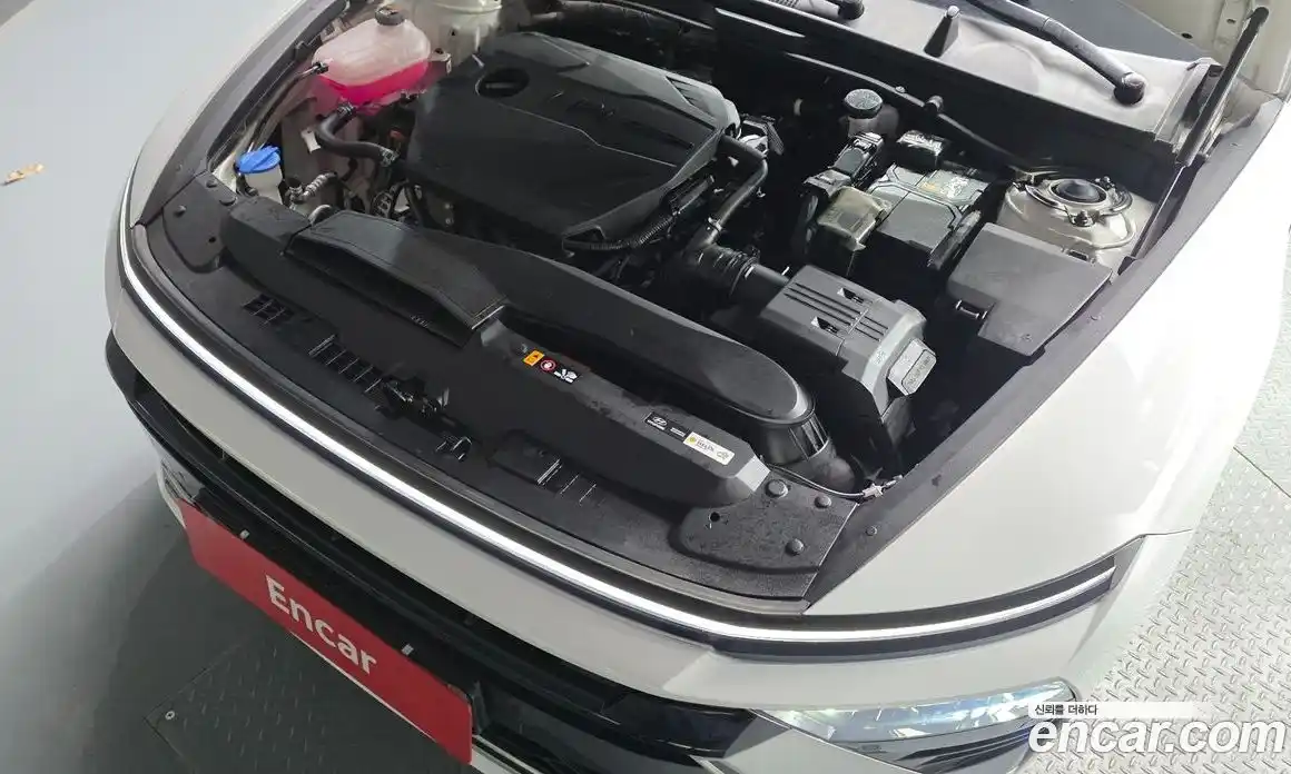 Hyundai Sonata 2024 2.0 автомат (гидро), фото 6