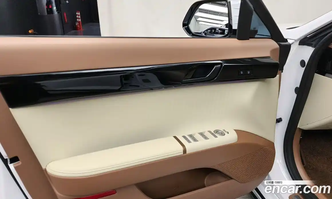 Hyundai Grandeur 2024 1.6 автомат (гидро), фото 14