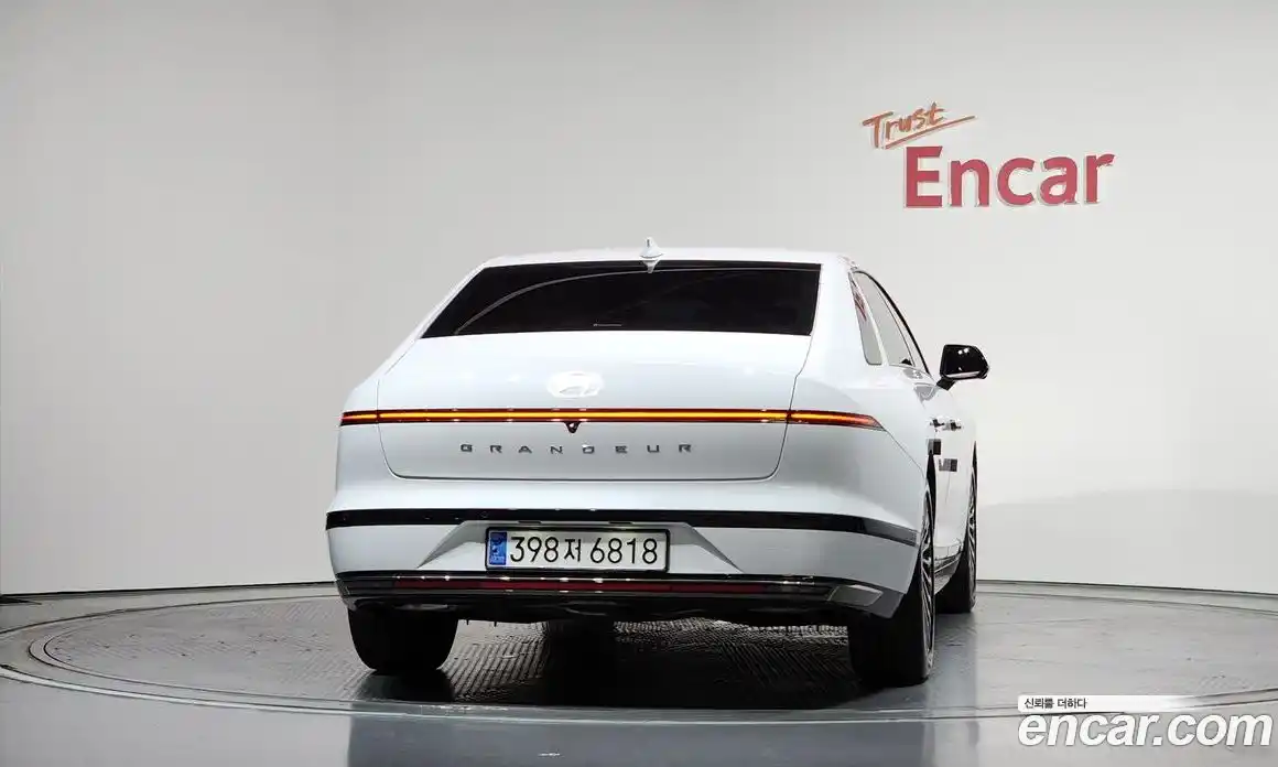 Hyundai Grandeur 2024 1.6 автомат (гидро), фото 4