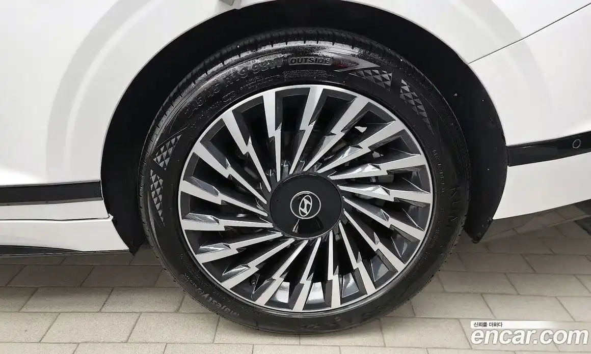 Hyundai Grandeur 2024 1.6 автомат (гидро), фото 7