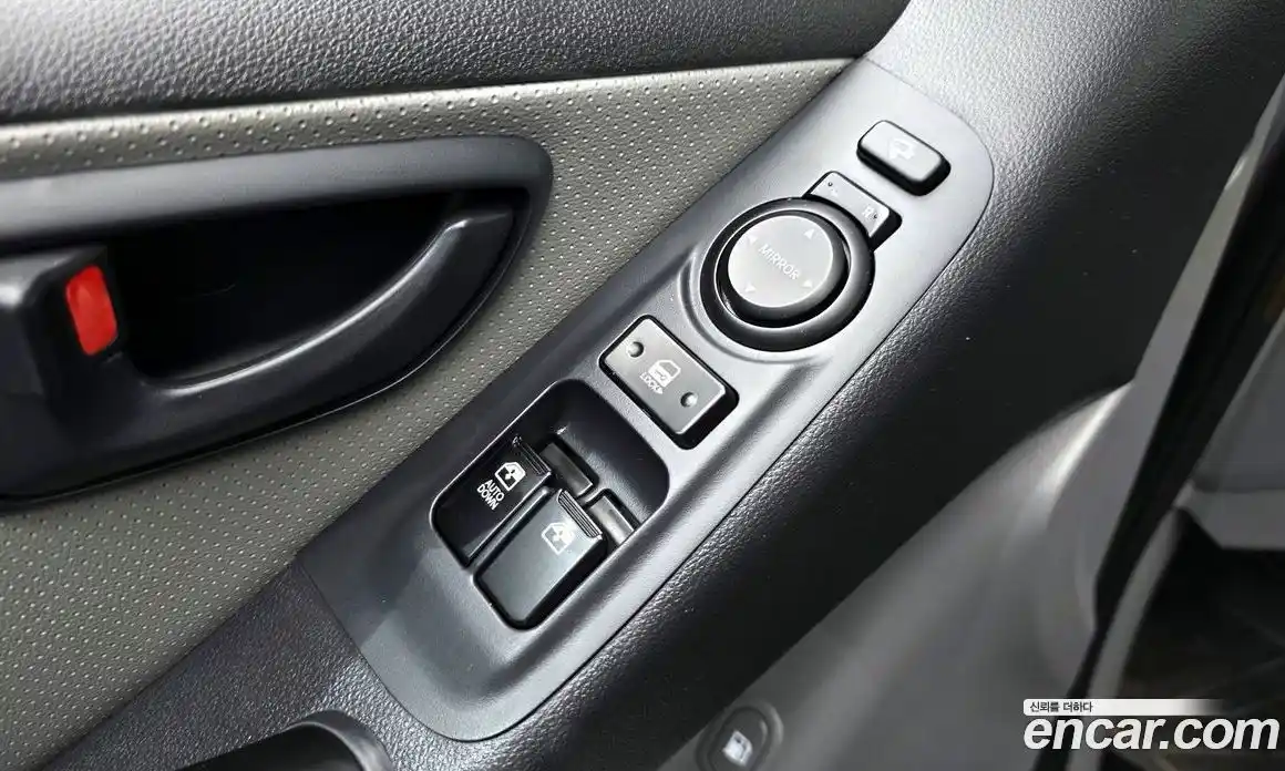 Hyundai Starex 2017 2.5 автомат (гидро), фото 16