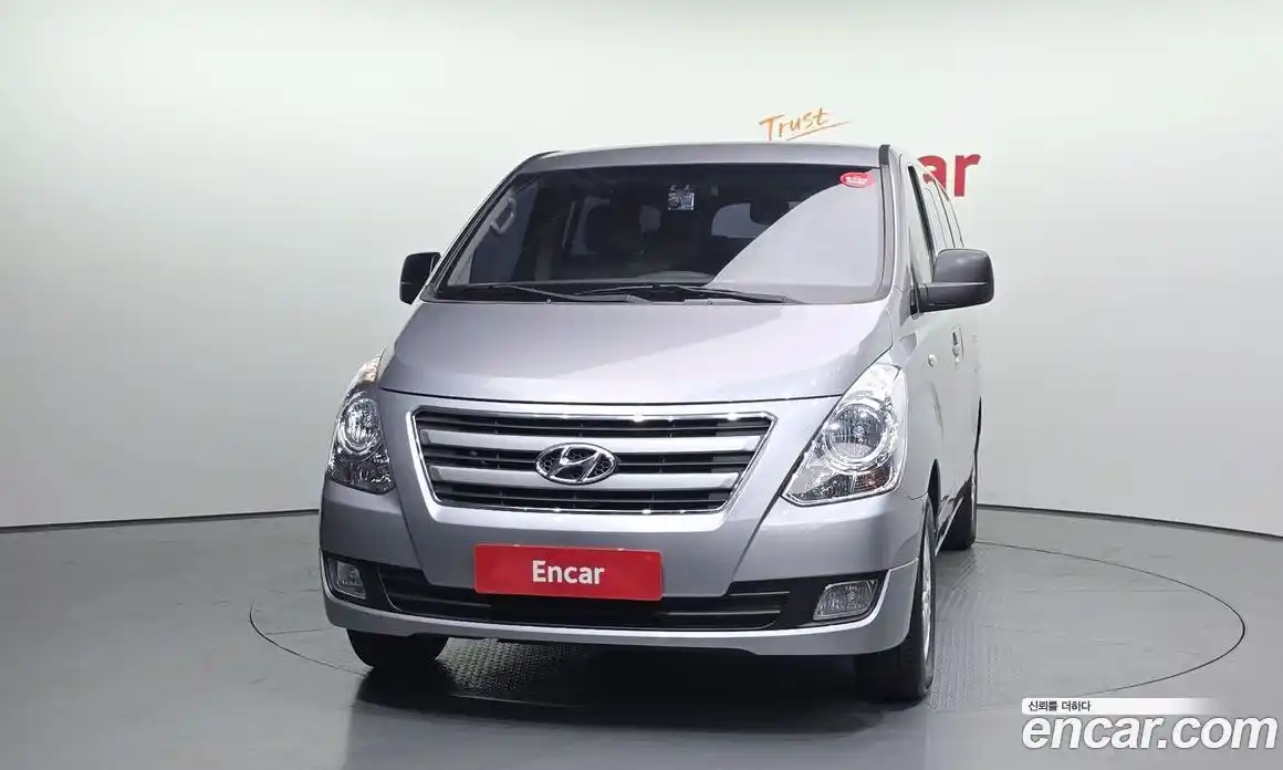Hyundai Starex 2017 2.5 автомат (гидро), фото 3