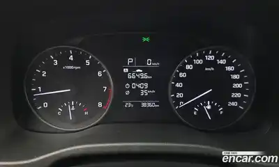 Hyundai Avante 2016 1.6 автомат (гидро), миниатюра 11