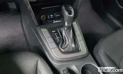 Hyundai Avante 2016 1.6 автомат (гидро), миниатюра 12