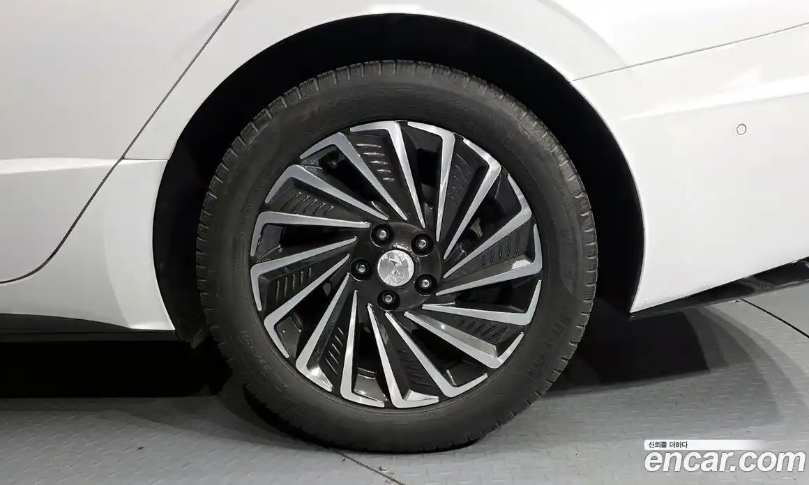 Hyundai Sonata 2021 2.0 автомат (гидро), фото 7