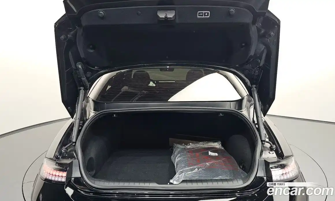 Hyundai Ioniq 6 2023 0.1 автомат (гидро), фото 25