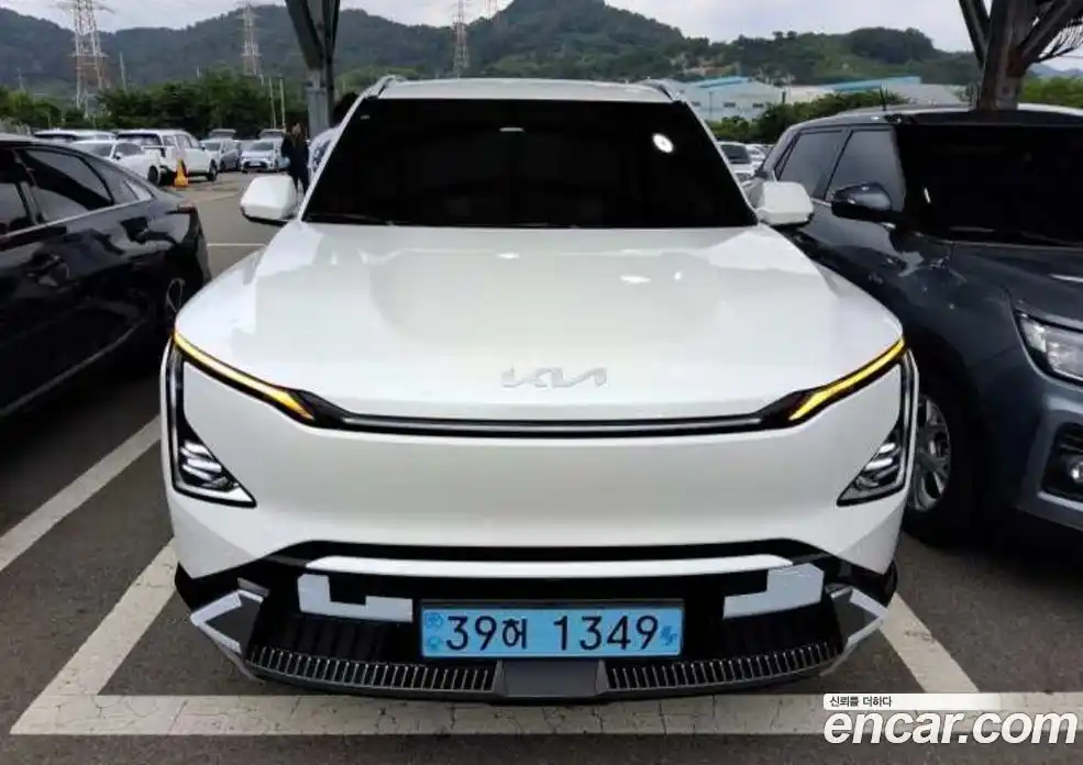 Kia EV5 2026 0.1 автомат (гидро), фото 14