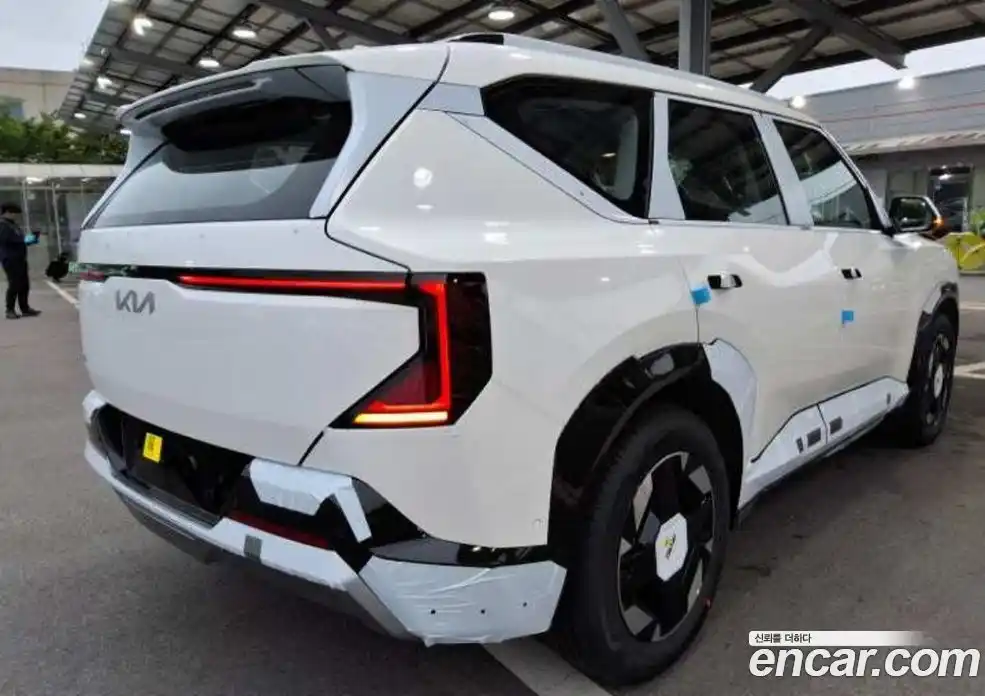 Kia EV5 2026 0.1 автомат (гидро), фото 6